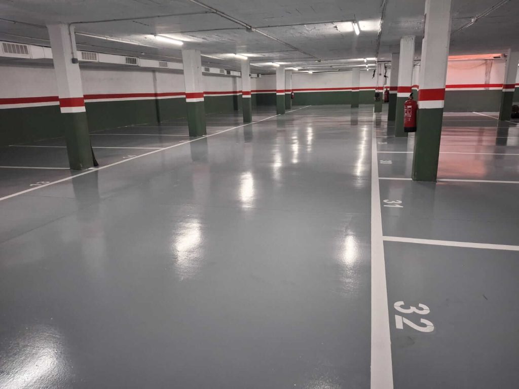Resina epoxi en parkings