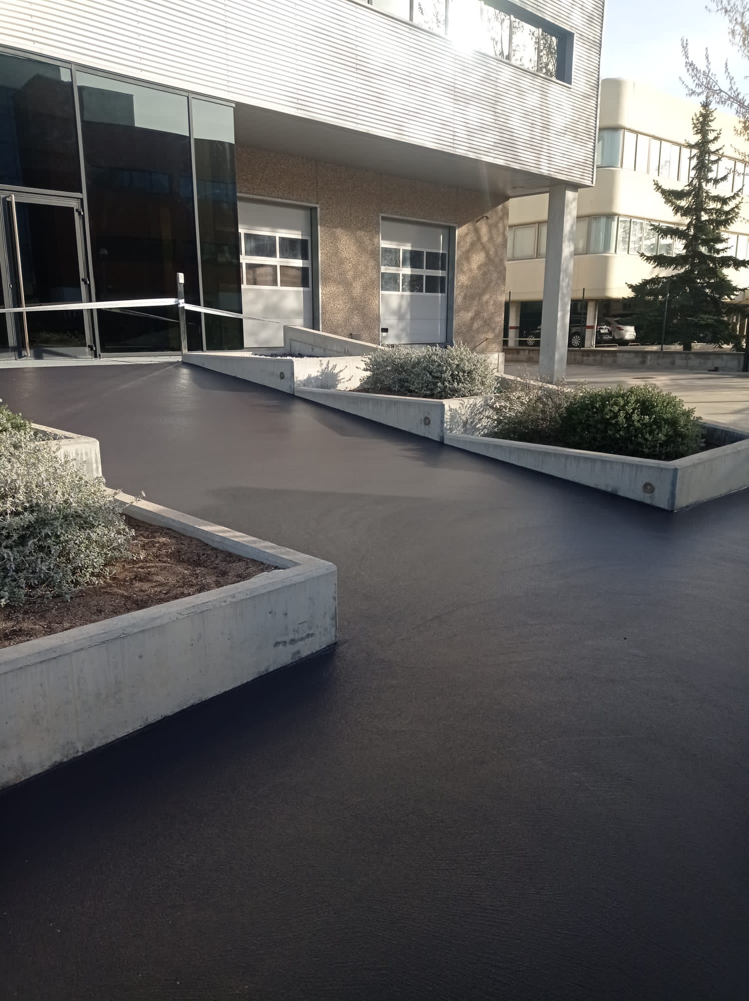 Pavimentos exteriores para comunidades vecinales